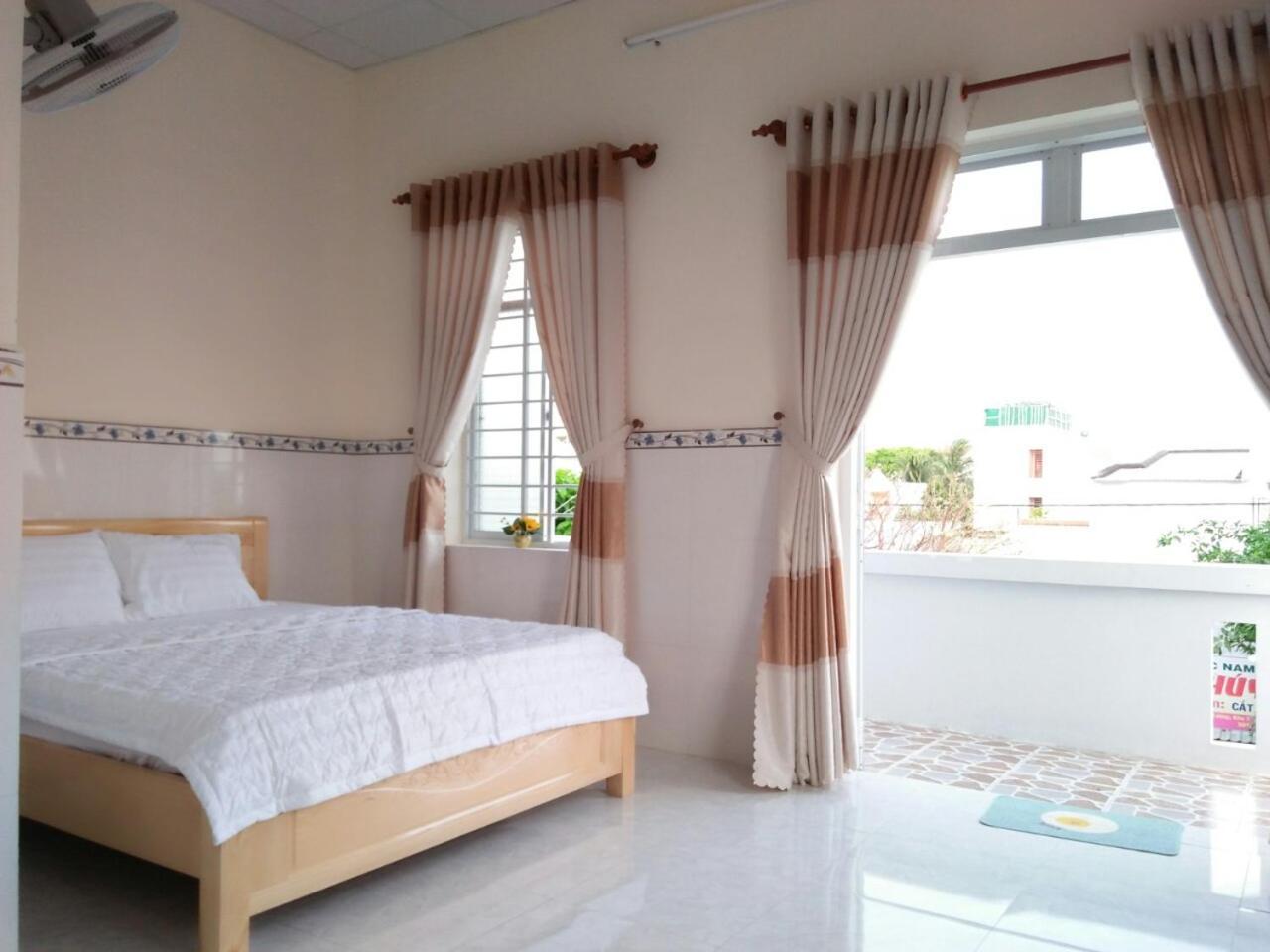 Nha Nghi Hanh Minh Chi Khu Co Ong Exteriör bild