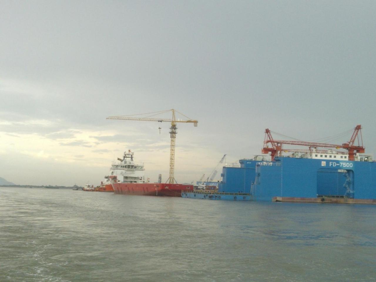 Nha Nghi Hanh Minh Chi Khu Co Ong Exteriör bild
